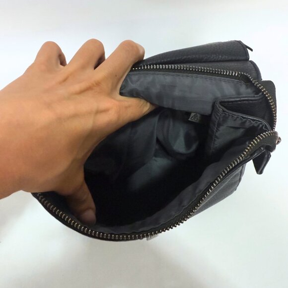 S-Q Chloe Convertible Black Backpack made with Vegan Leather – NWT - Picture 14 of 15